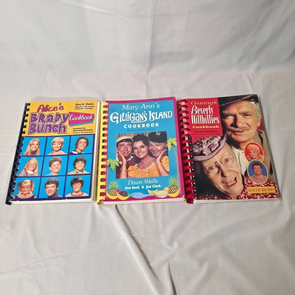 Gilligan's Island, Beverly Hillbillies & Brady Bunch Cook Books